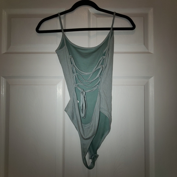 Cute Teal Back Cutout Bodysuit - Picture 2 of 2